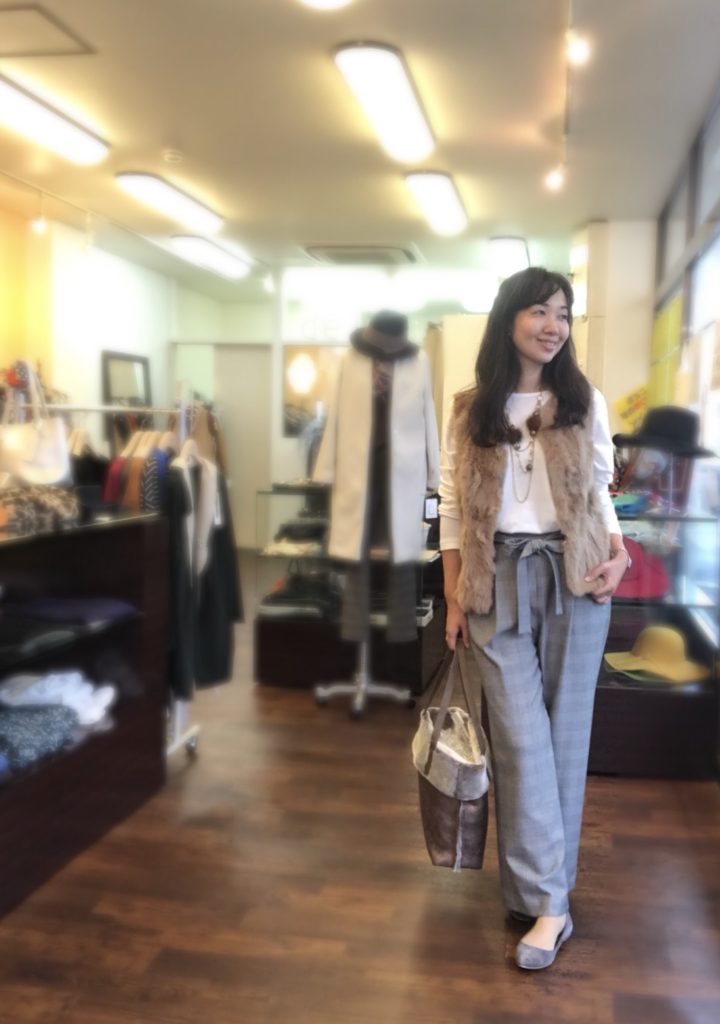 ラビットファーベスト&グレンチェックパンツコーデ | delusso( デ・ルッソ)