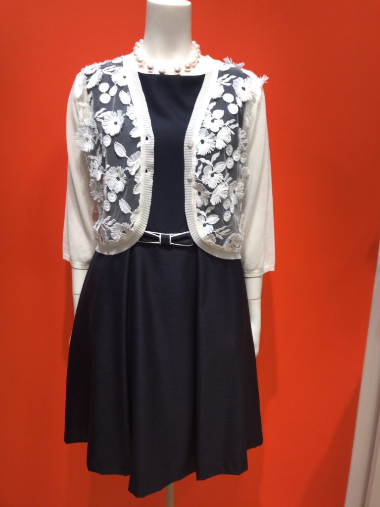 初夏から夏のワンピースの羽織りに レースの透け感綺麗なボレロ ジャケット Delusso デ ルッソ